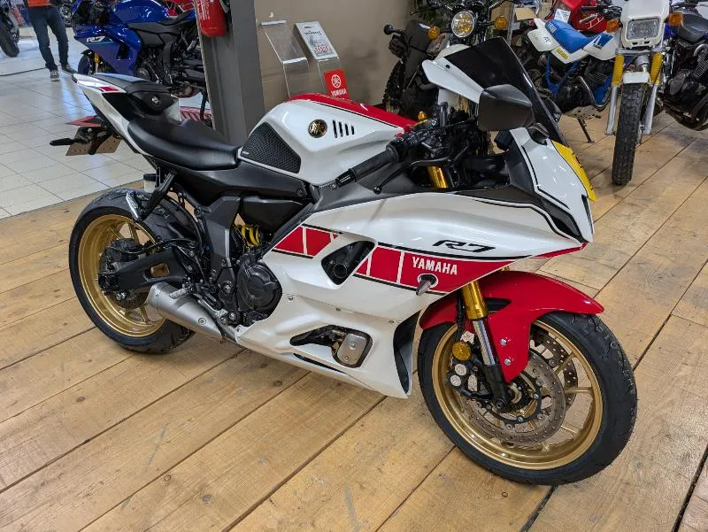 YZFR7 WORLD GP 60TH ANNIVERSARY