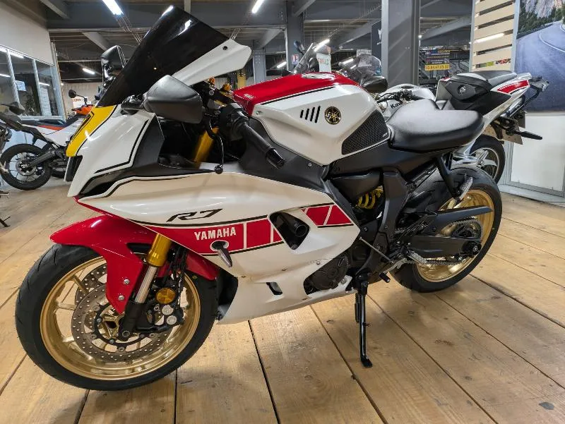 YZFR7 WORLD GP 60TH ANNIVERSARY