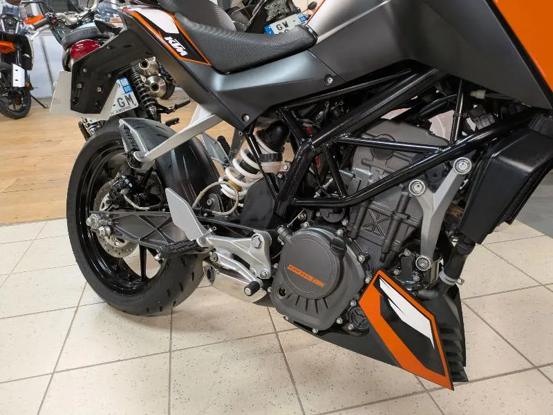 125 DUKE