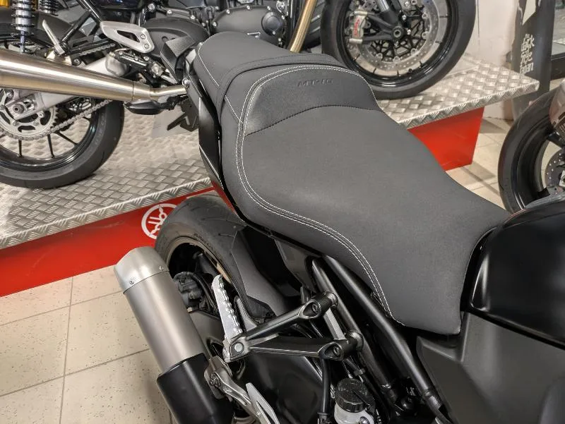 MT10