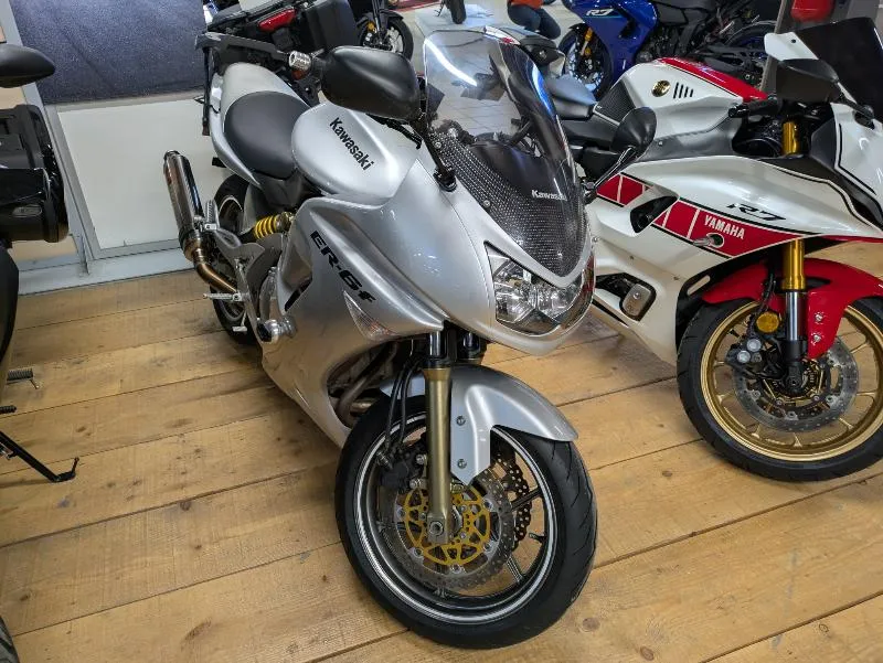 ER6