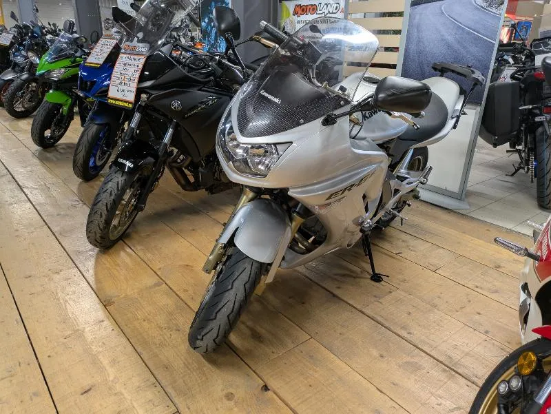 ER6