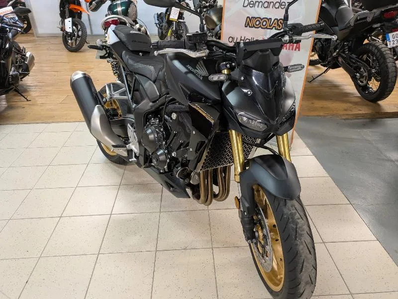 CB 1000 Hornet
