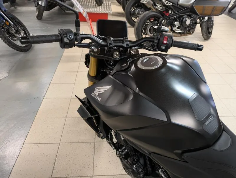 CB 1000 Hornet
