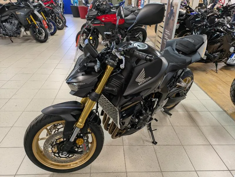 CB 1000 Hornet