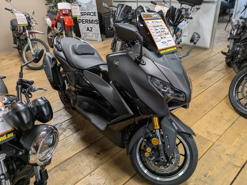 XP TMAX 560 TECH MAX