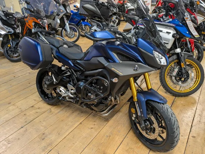 TRACER 900 GT