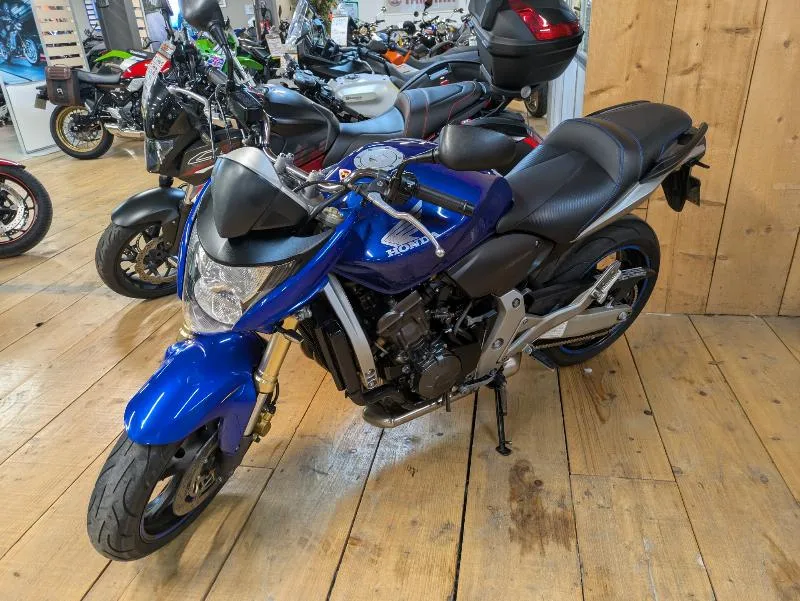 CB 600 F HORNET