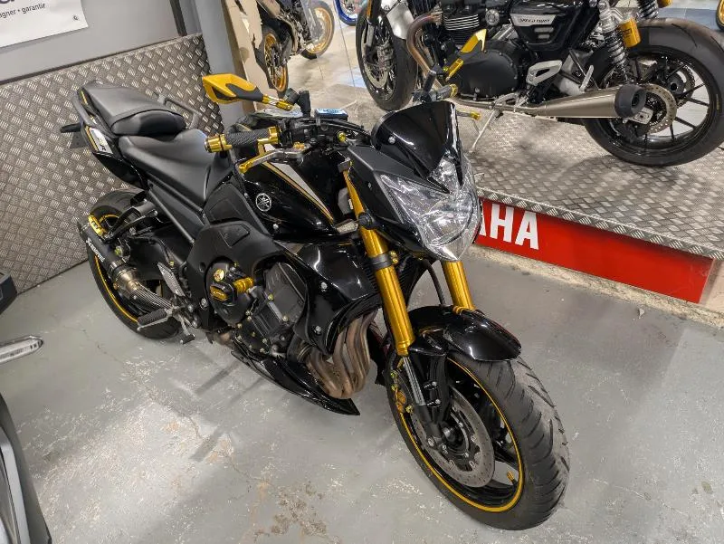 FZ8 N SPR