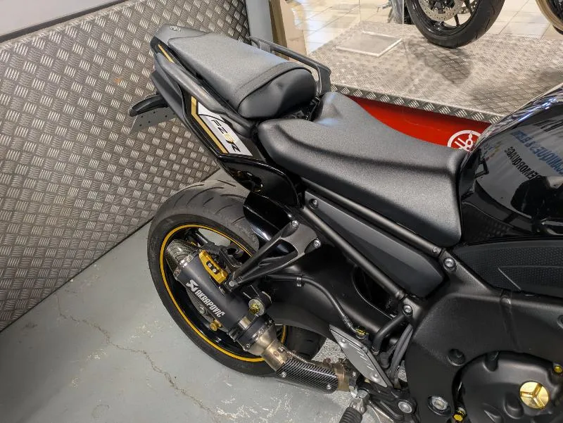 FZ8 N SPR