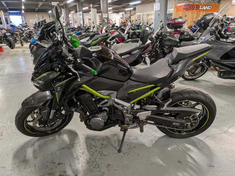 Z 900
