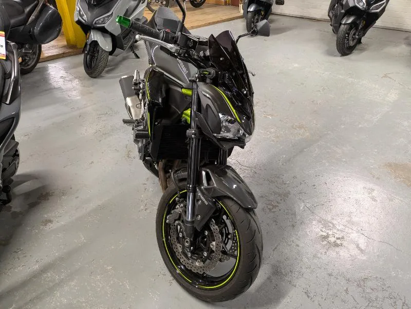 Z 900