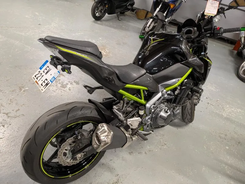 Z 900