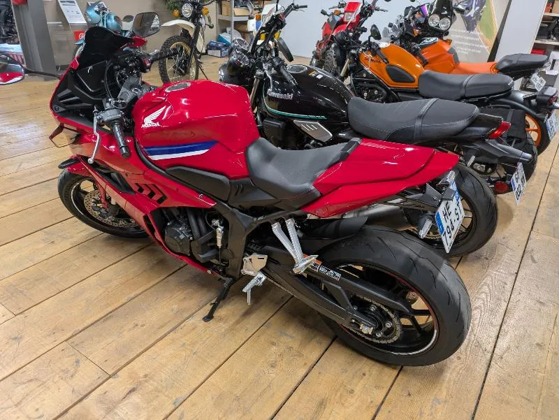 CBR 650 R ECLUTCH