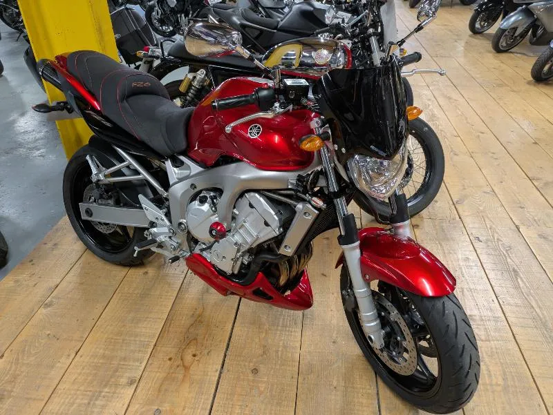FZ6 