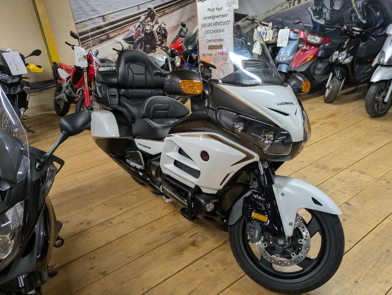 GL 1800 GOLDWING AIR BAG GPS