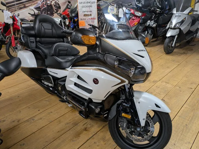 GL 1800 GOLDWING AIR BAG GPS