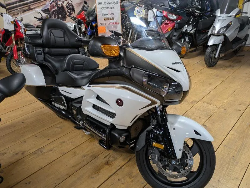 GL 1800 GOLDWING AIR BAG GPS