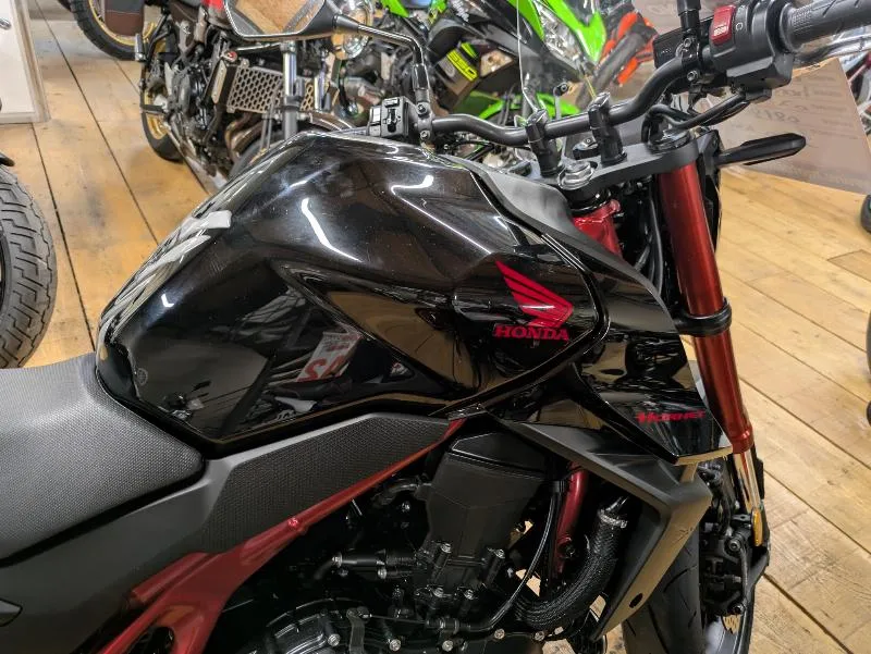 CB 750 HORNET