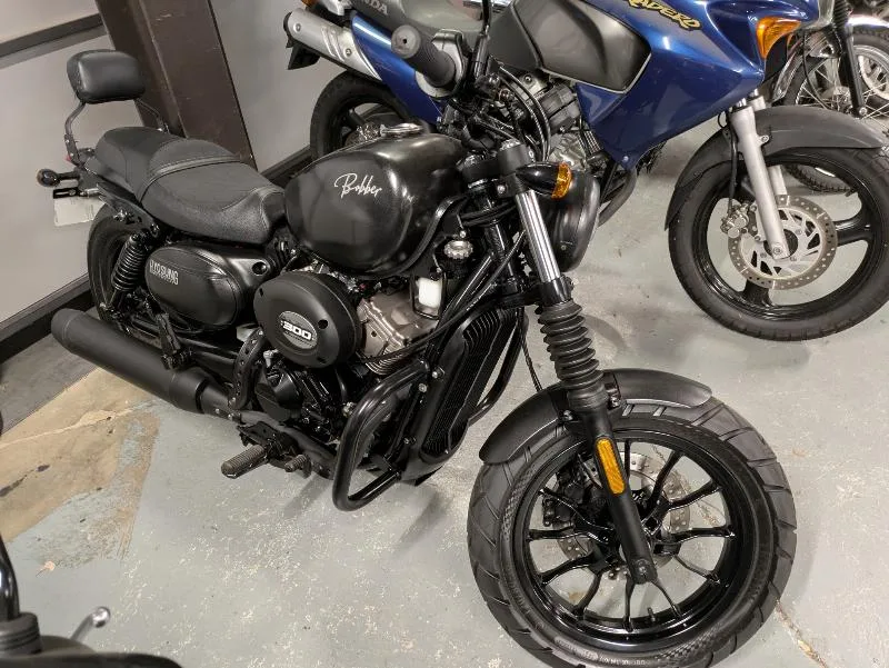 300 BOBBER