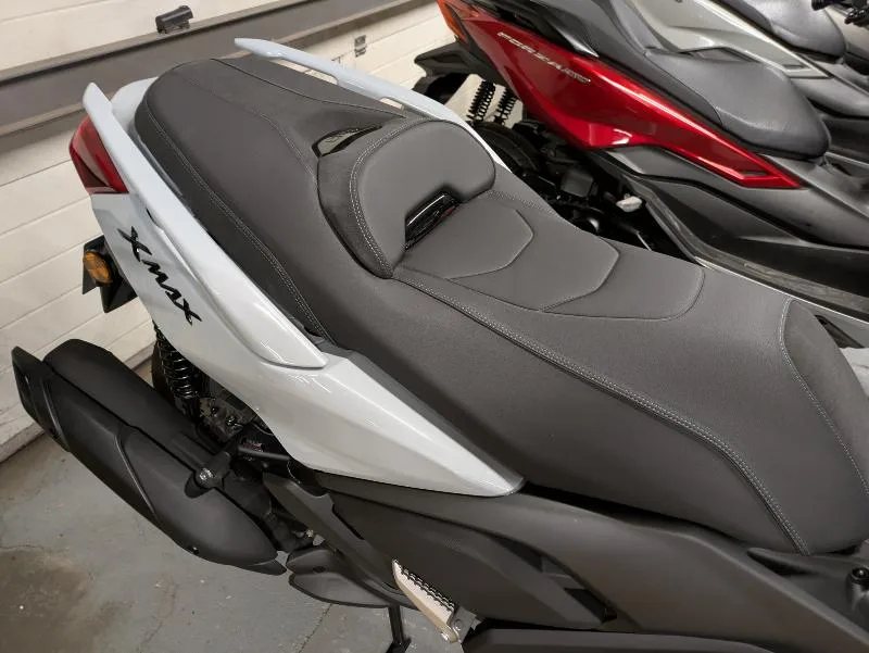 XMAX 125 TECH MAX