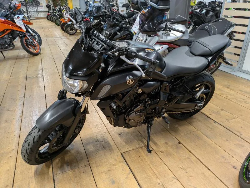 MT07 