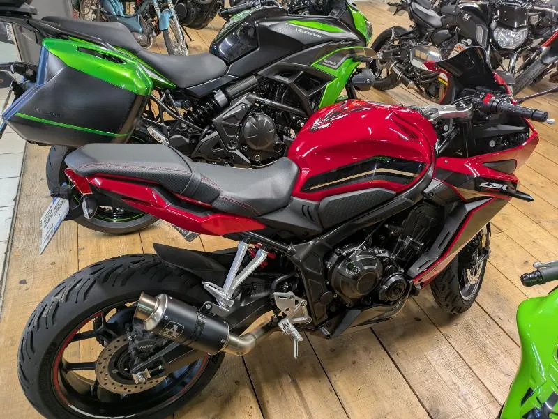 CBR 650  R