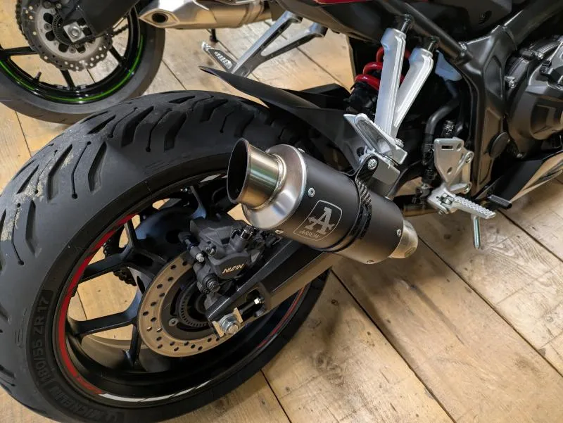 CBR 650  R