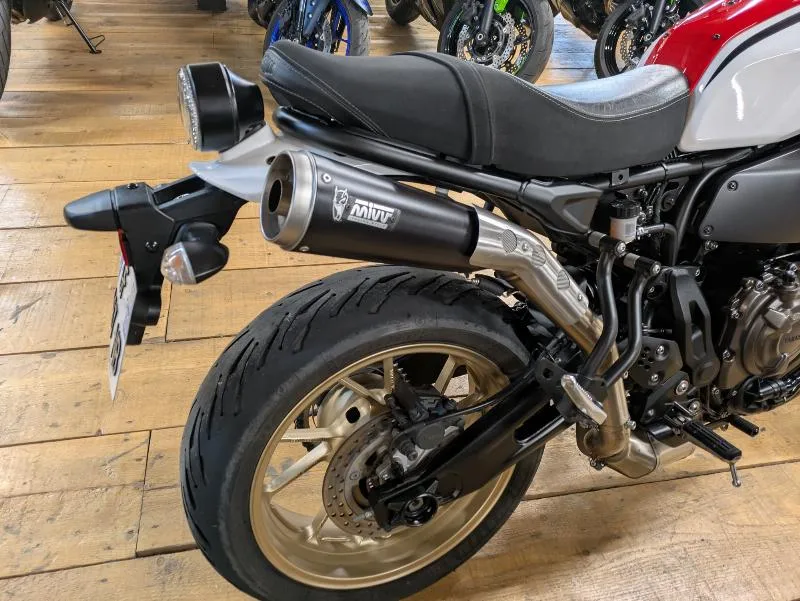 XSR 700