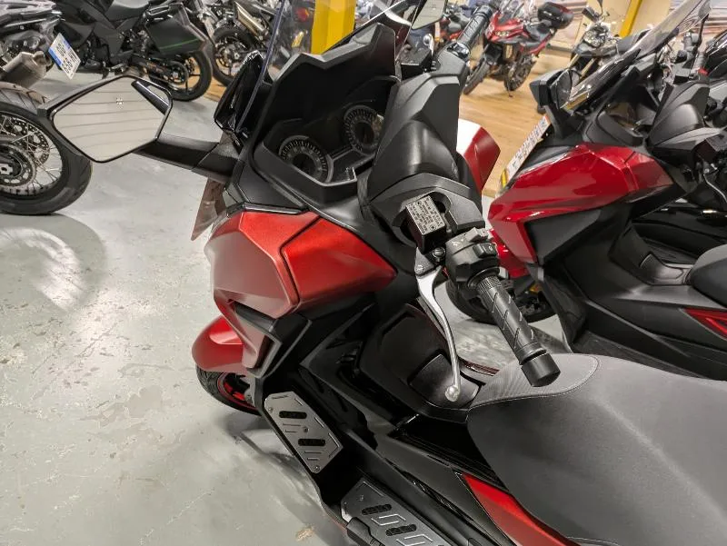 NSS FORZA 125
