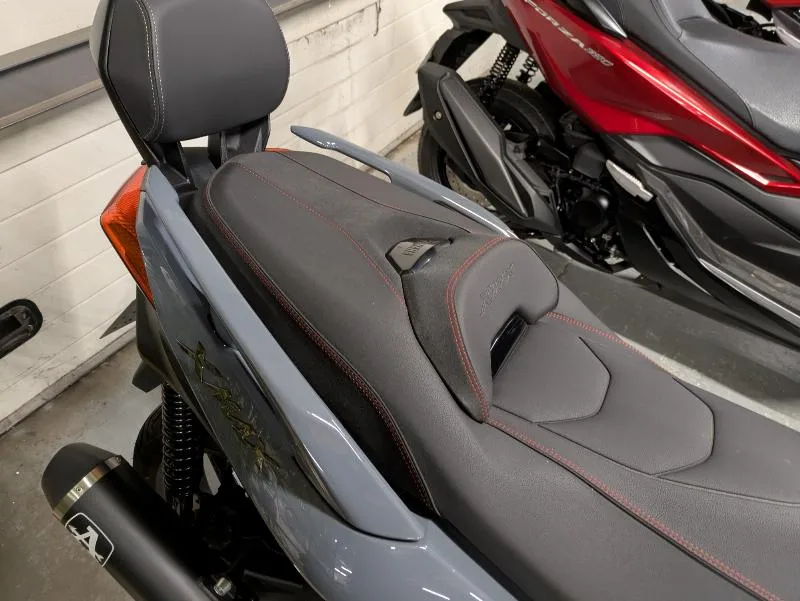 XMAX 125 TECH MAX