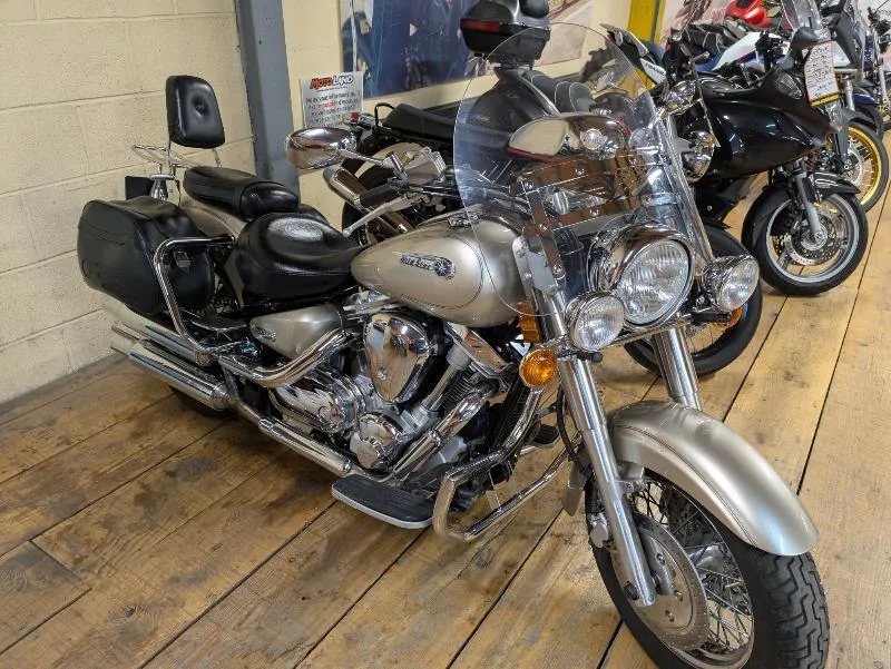 XV 1600