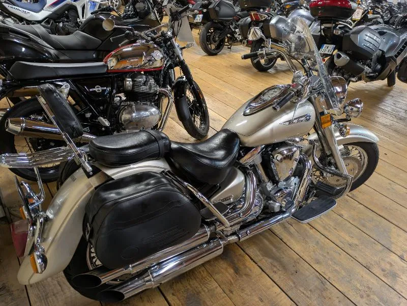XV 1600