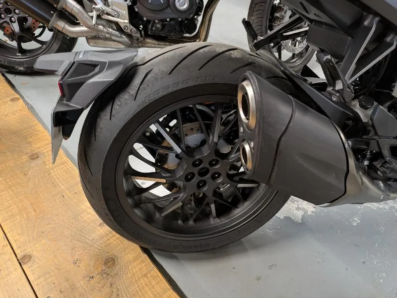 CB 1000 RA
