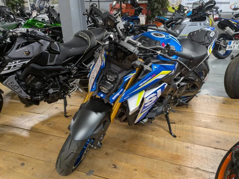 GSXS 1000