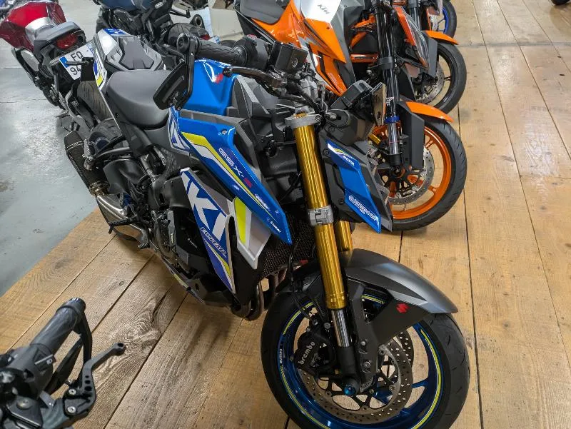 GSXS 1000