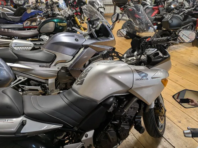 CBF 600 S
