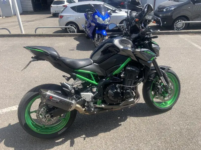 Z900 E