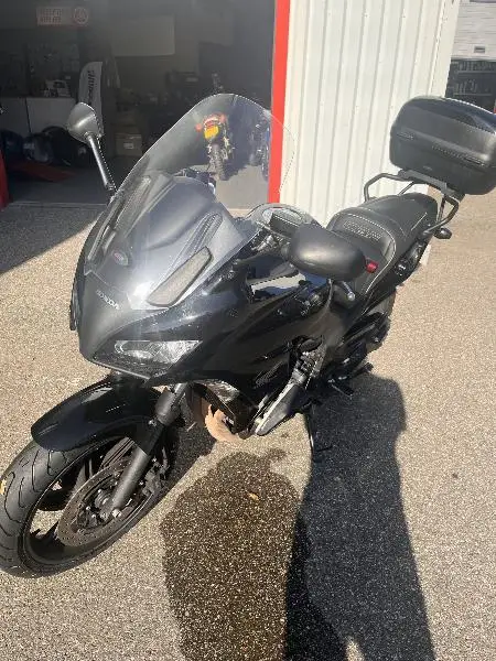 CBF 1000 F