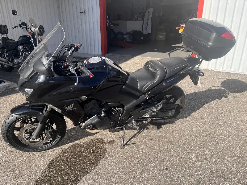 CBF 1000 F