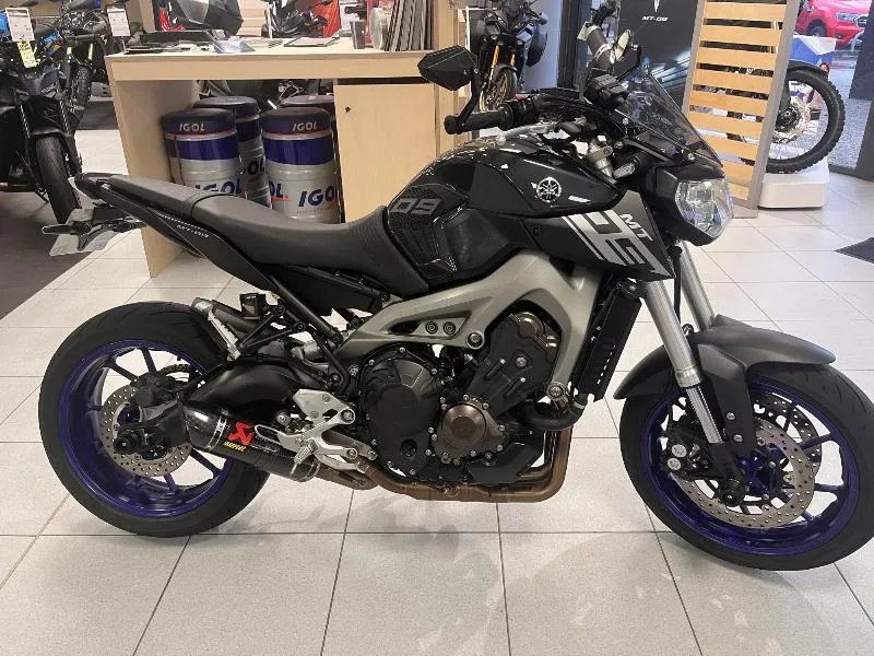 MT 09