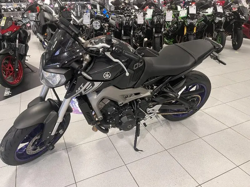 MT 09