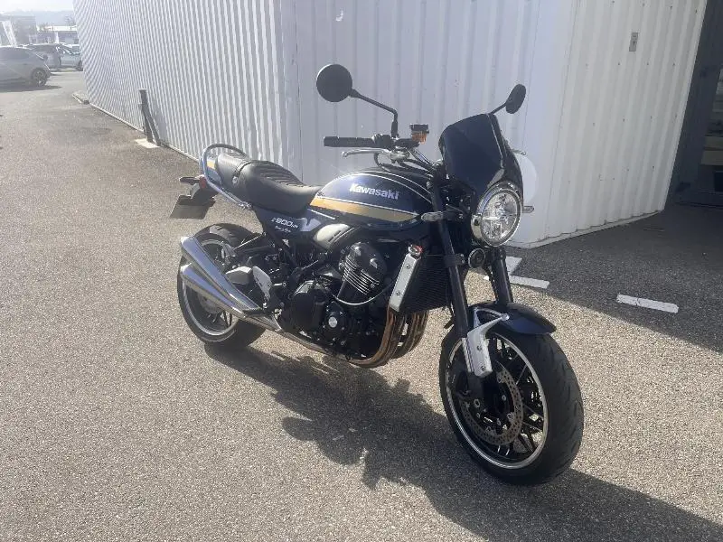 Z900RS