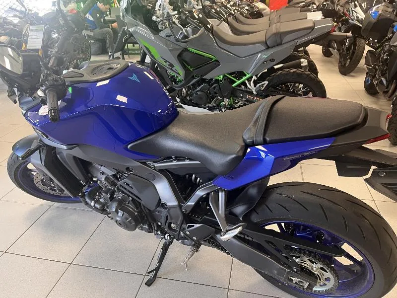 MT09  YAMT