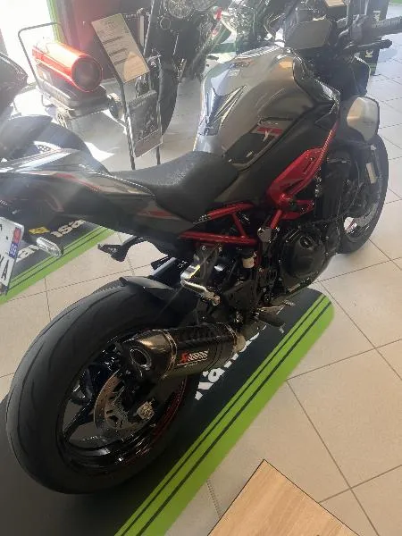 Z 900