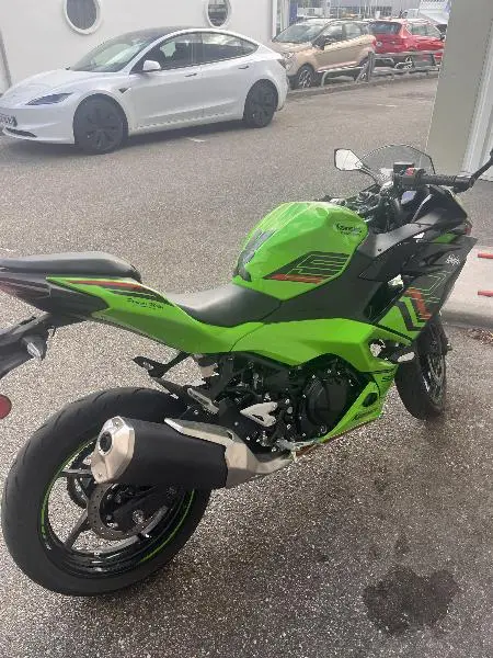 Ninja 500