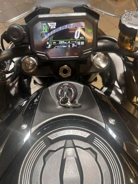 Z H2 SE