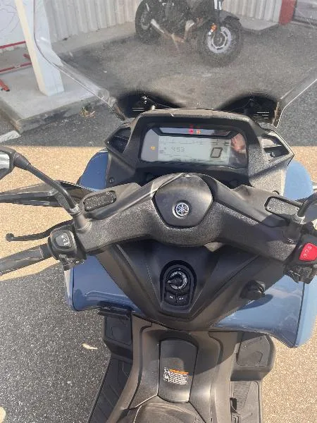 TRICITY 300