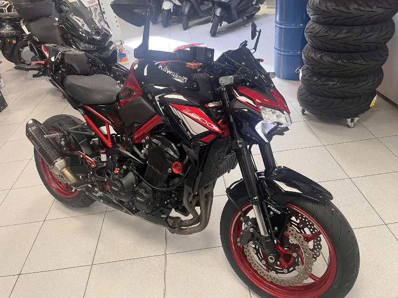Z900 E