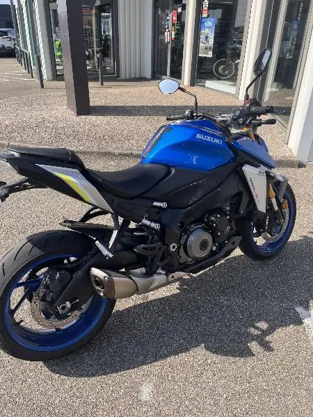 GSXS1000